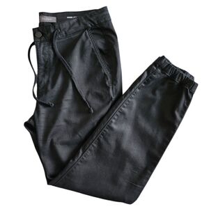 DL1961 Gwen Jogger In Black